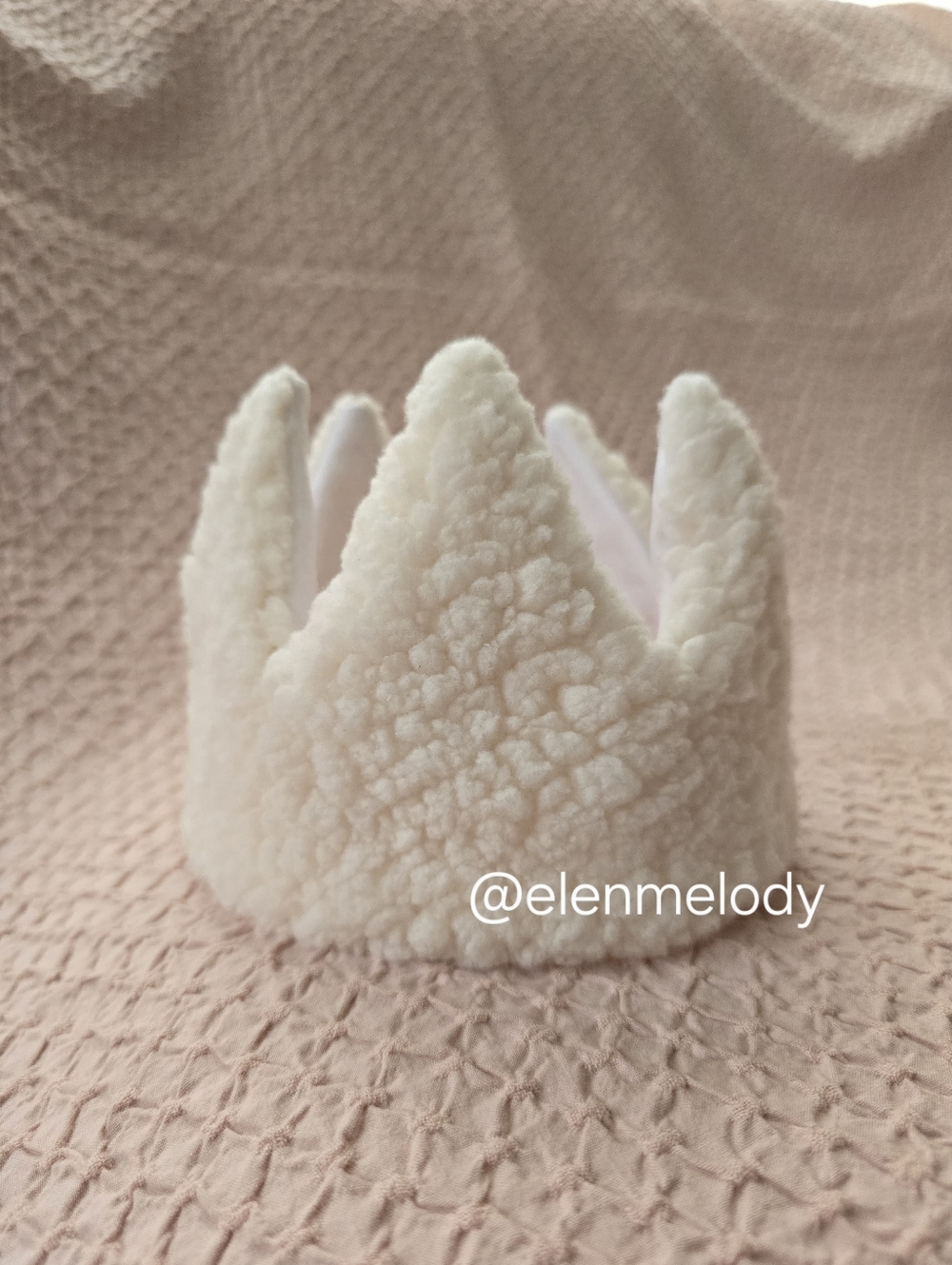 NEW Handmade White Sherpa Fabric Baby Boy Girl Crown Headband